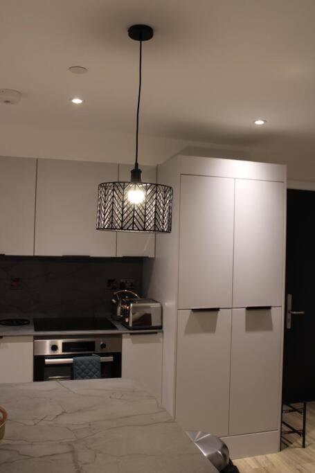 Amazing Luxury One Bedroom Apartment In The Heart Of Preston Preston  Exterior foto